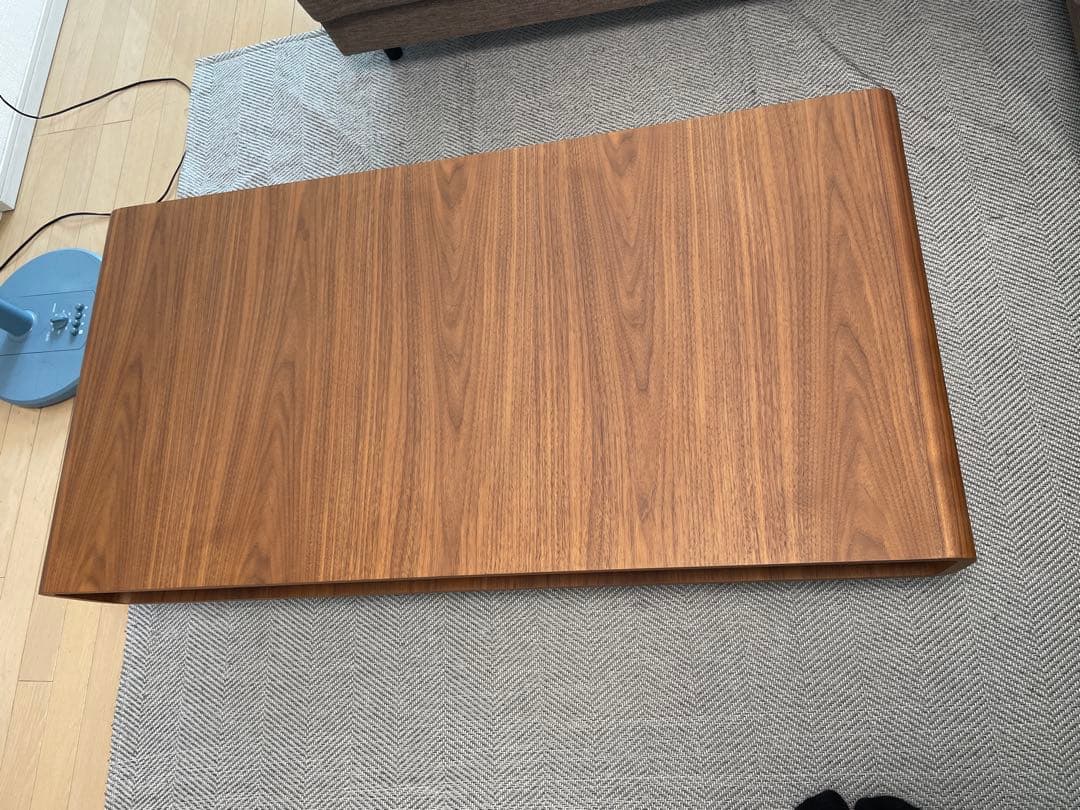 ニトリ　モダンウッド調長方形テーブル