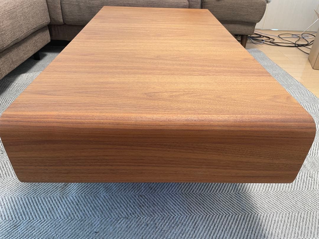 ニトリ　モダンウッド調長方形テーブル