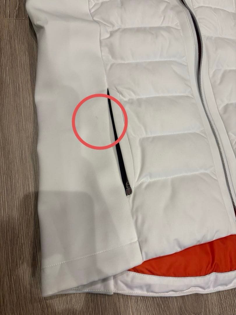 TaylorMade レディース ダウンベスト ホワイト