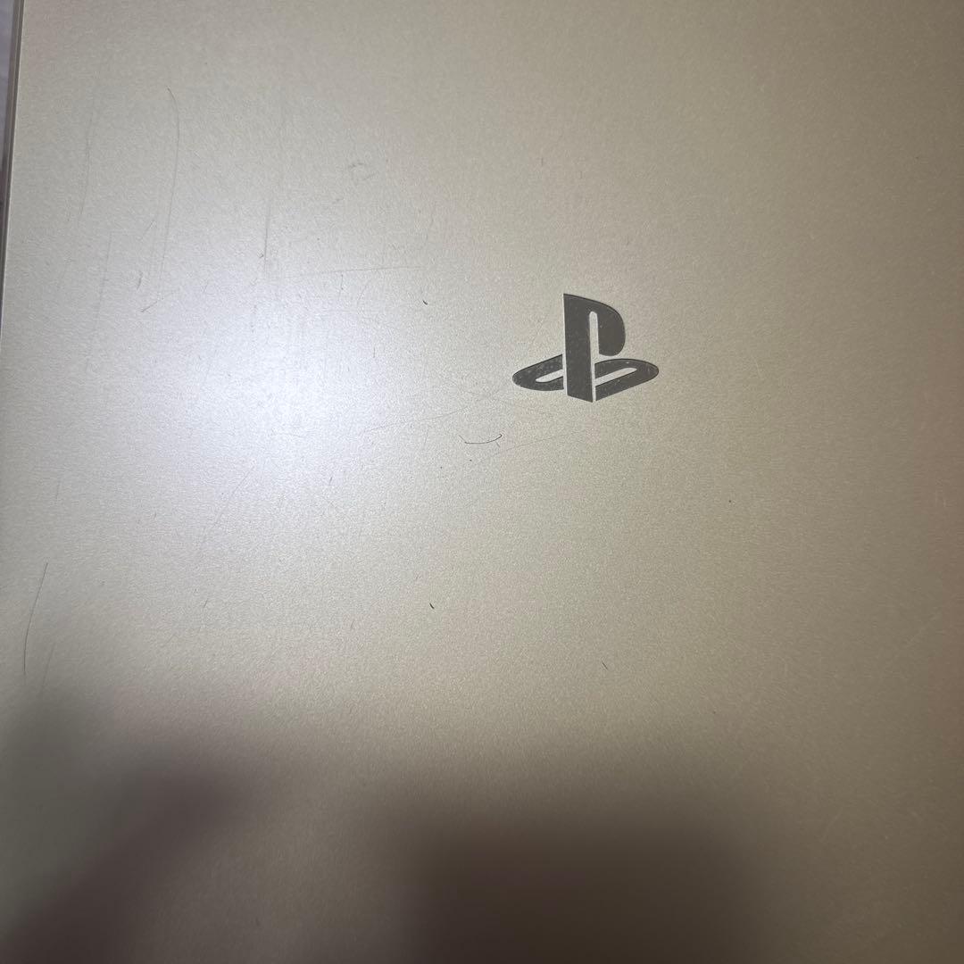ps4 本体　ゴールド