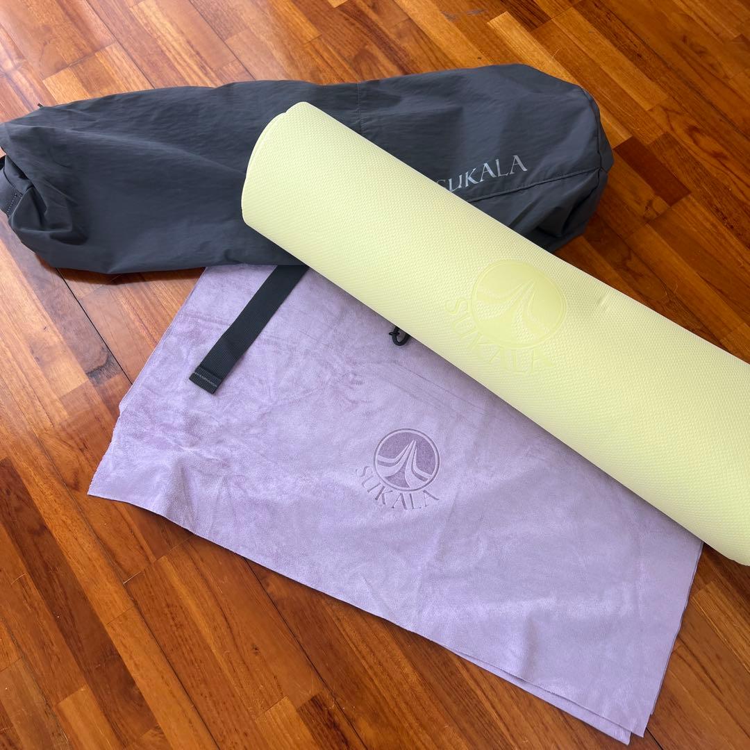ちこっちゃん⭐︎SUKALA ヨガマットケースとタオルセット