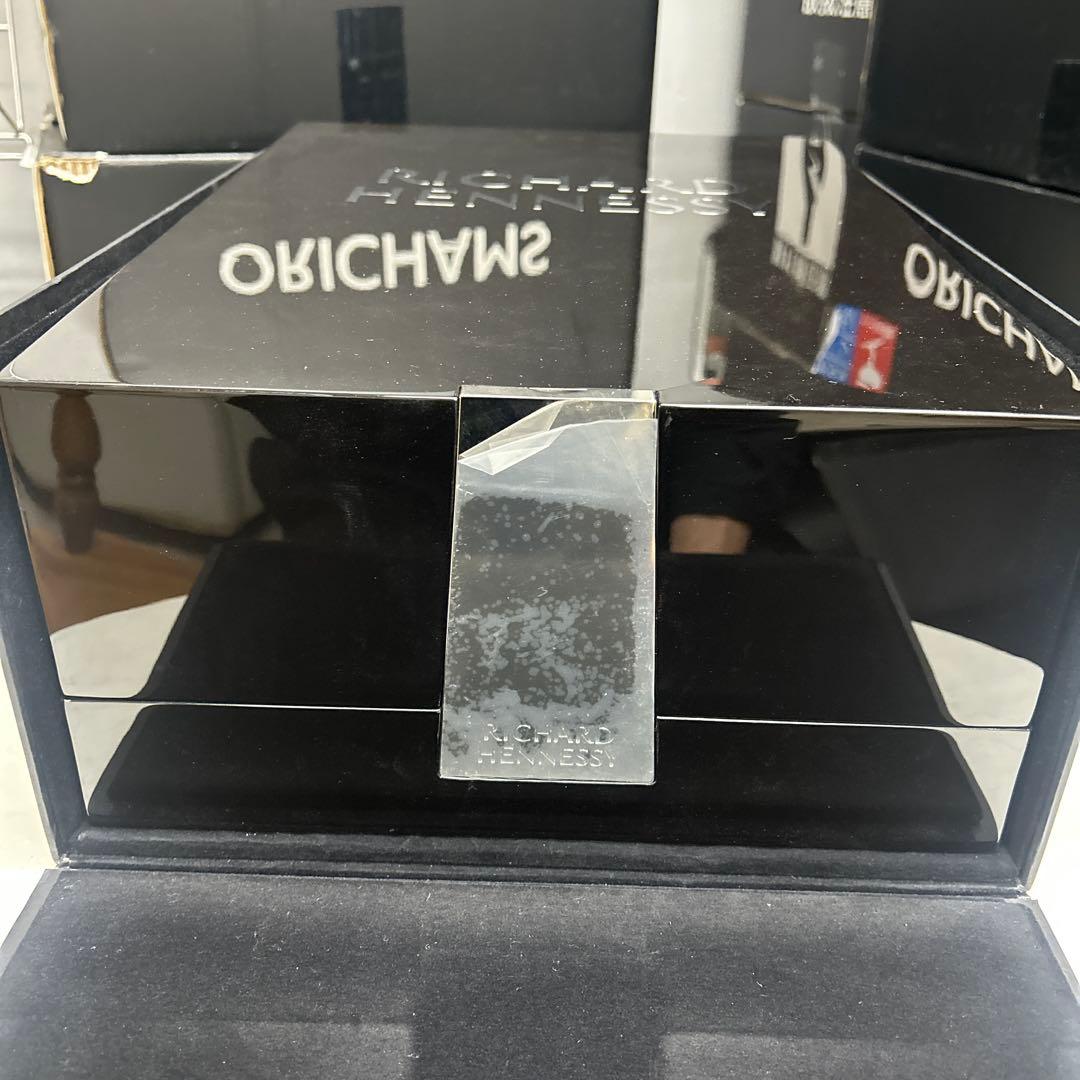 リシャール　ヘネシー　RICHARD HENNESSY 空箱　空ボトル