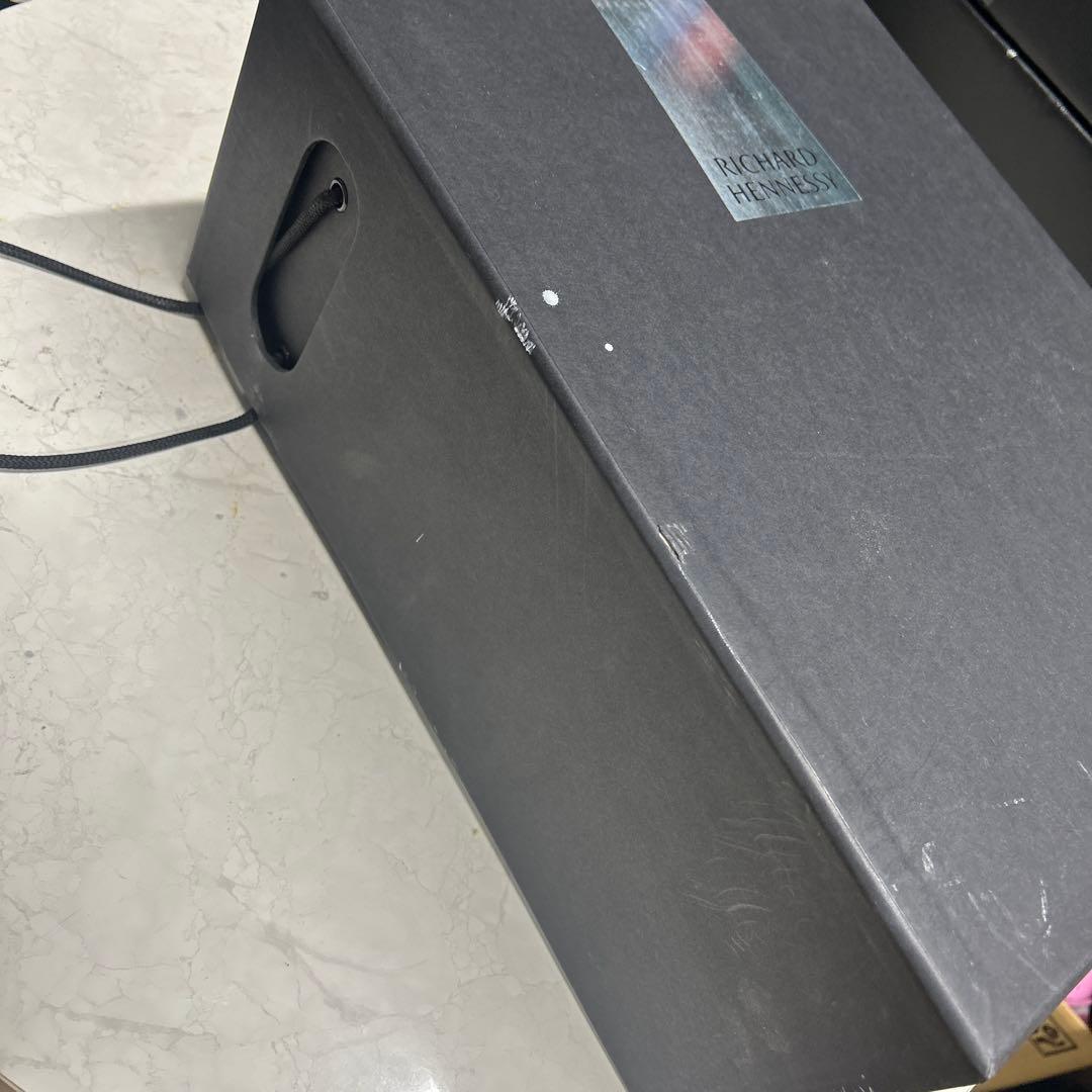 リシャール　ヘネシー　RICHARD HENNESSY 空箱　空ボトル
