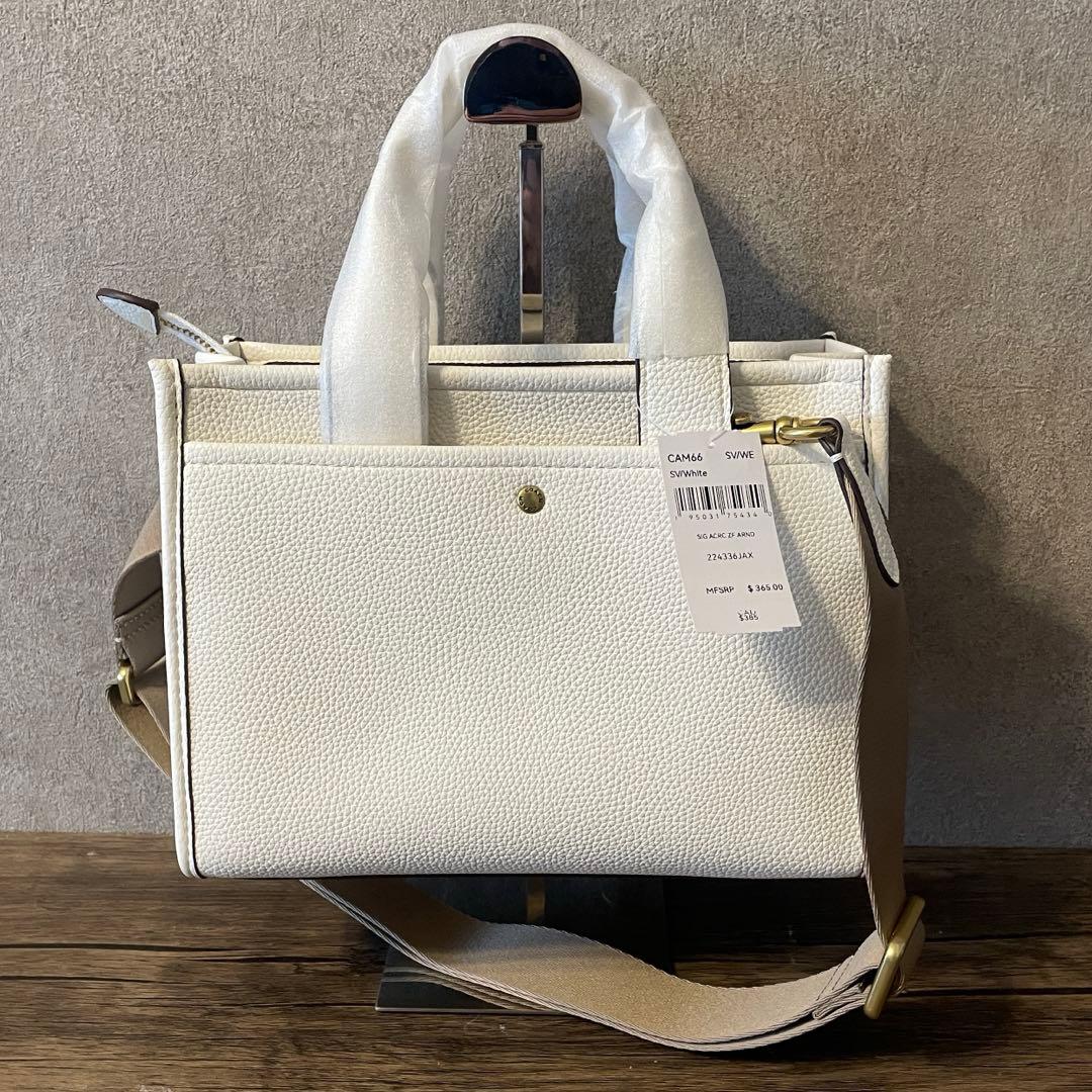 コーチ　カーゴ　トートバッグ26 2way クロスボディ　レザー　白　@