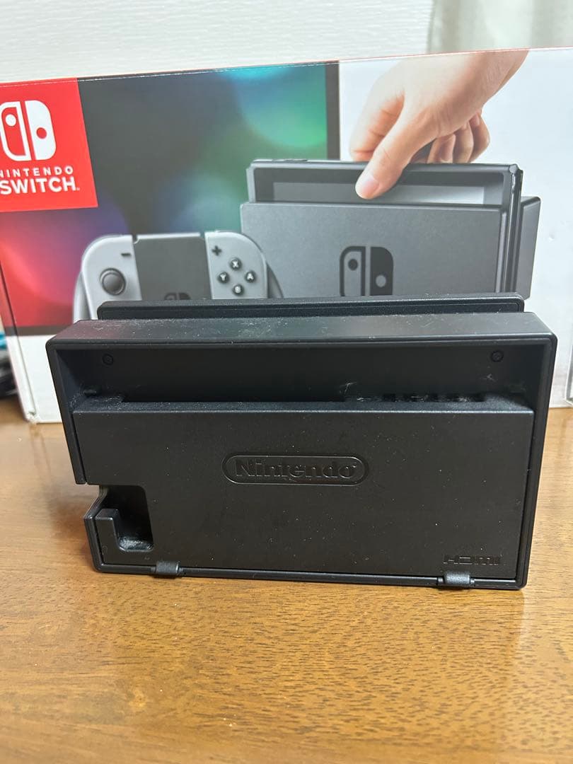 Switch 【オマケ多数】本体 カラフルジョイコン付き