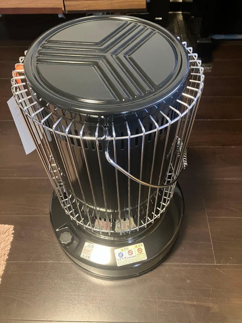 新品未使用品　　TOYOTOMI（トヨトミ） 大型石油ストーブ KS-67H