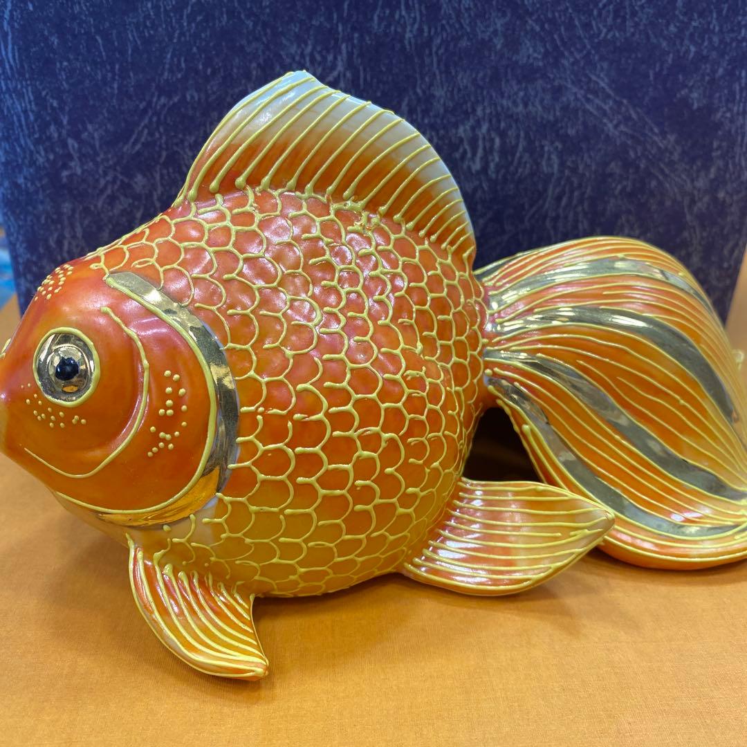 九谷焼　金魚　置物