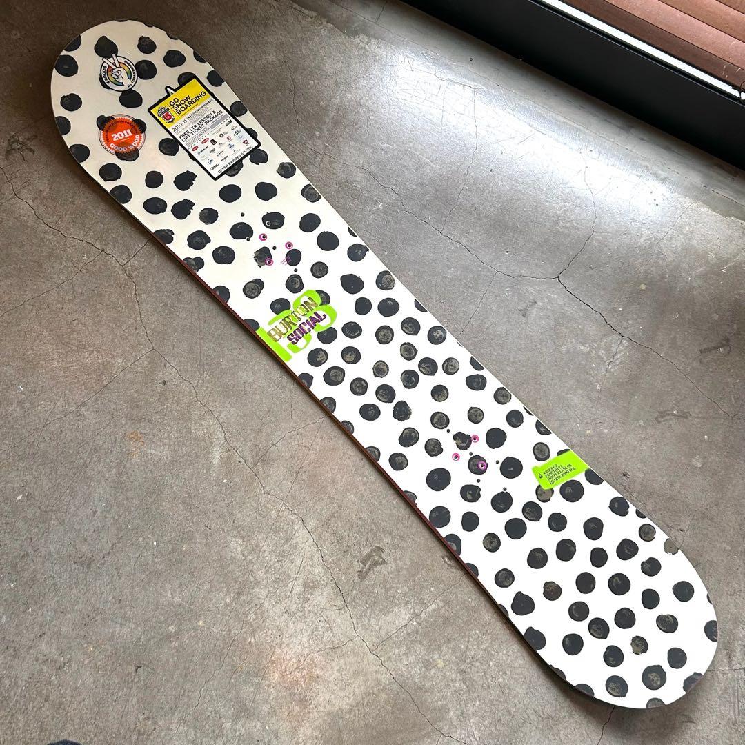【新品未開封】バートン Burton 2011 Social 138cm 板のみ