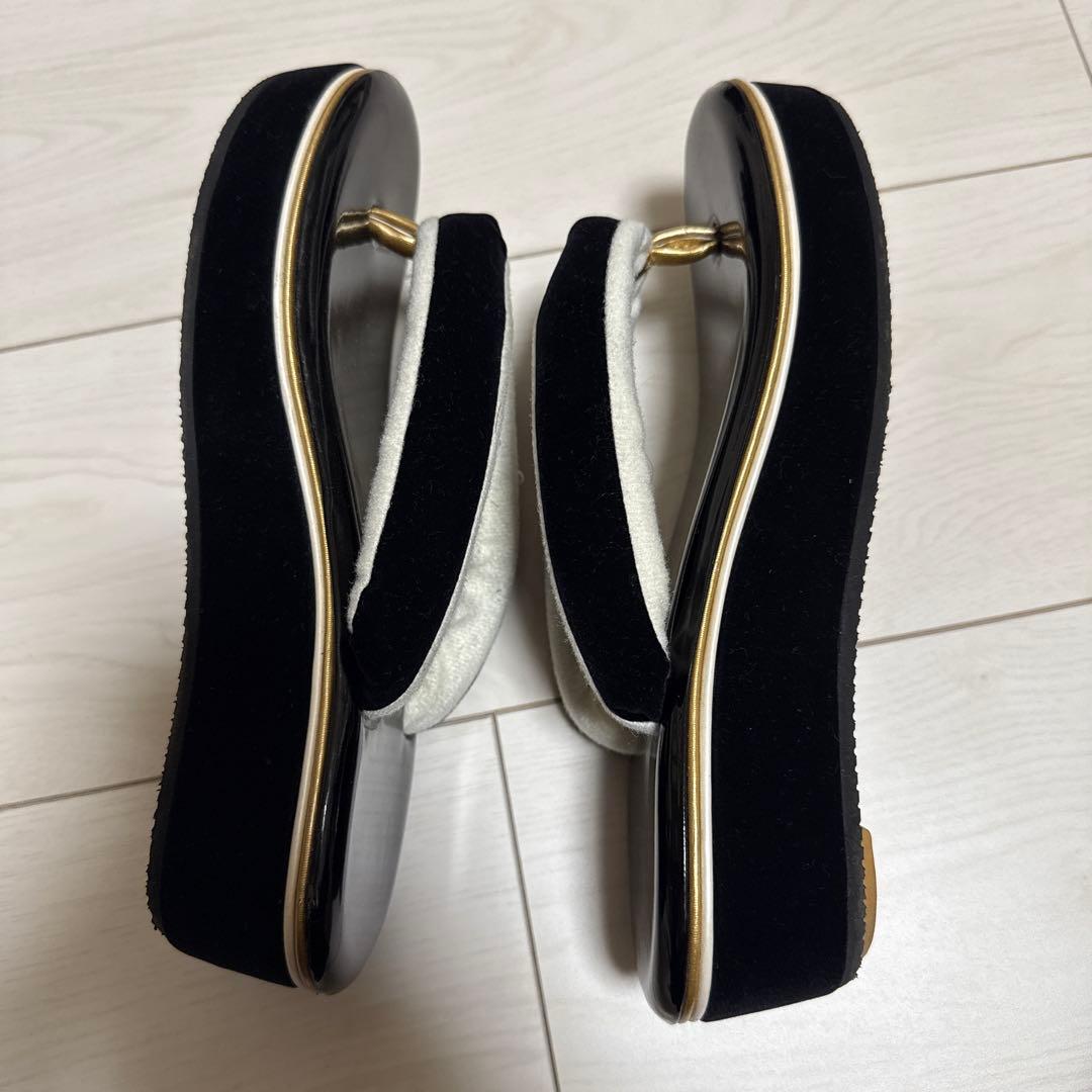 【タイルセール！！】黒の草履と花柄バッグのセット