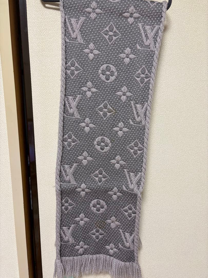 LOUIS VUITTON ルイヴィトン　マフラー（グレー）