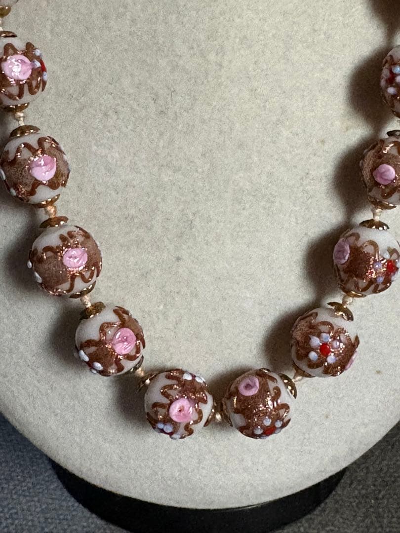 ベネチアングラス　ホリゾンブルー×ピンク　イタリアヴィンテージ ビーズネックレス