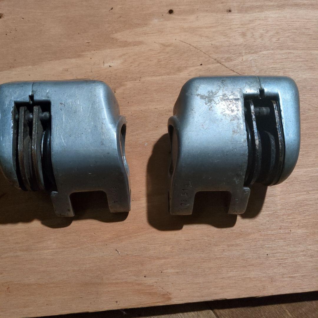 ショベルヘッド　ブレーキキャリパー