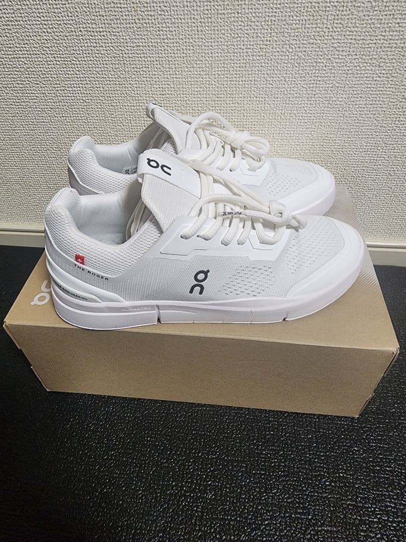 みなあおさま専用on THE ROGER SPIN　23.5cm スニーカー