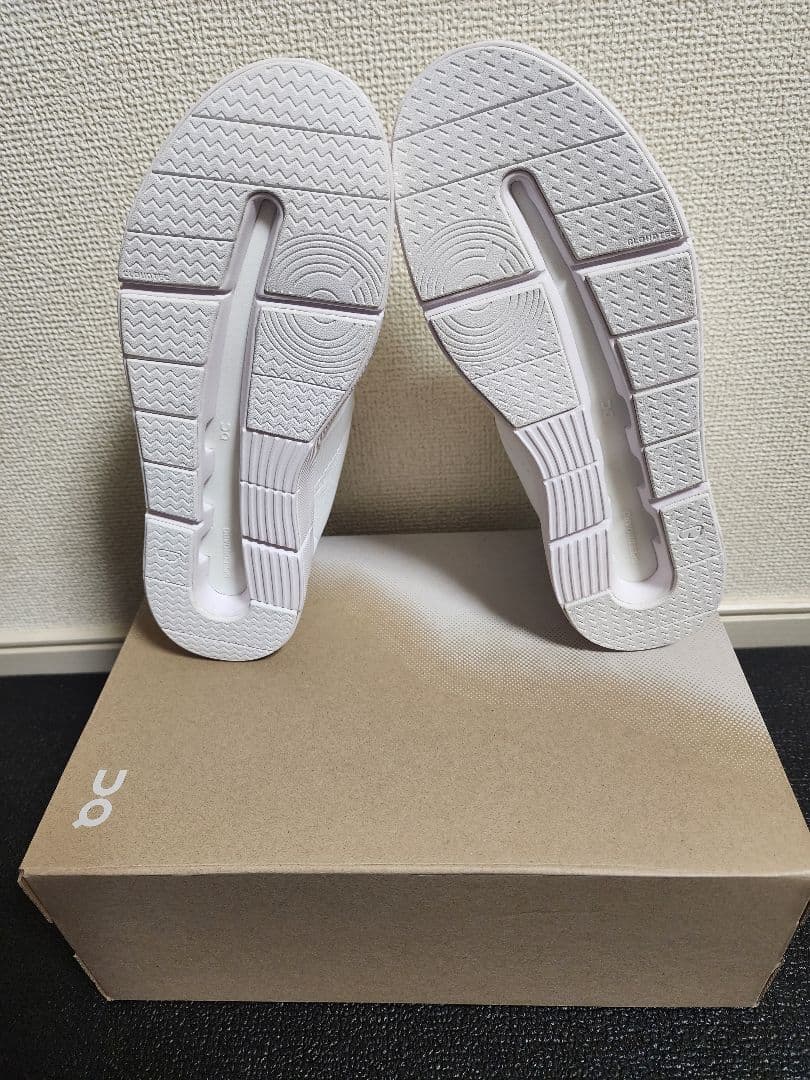 みなあおさま専用on THE ROGER SPIN　23.5cm スニーカー