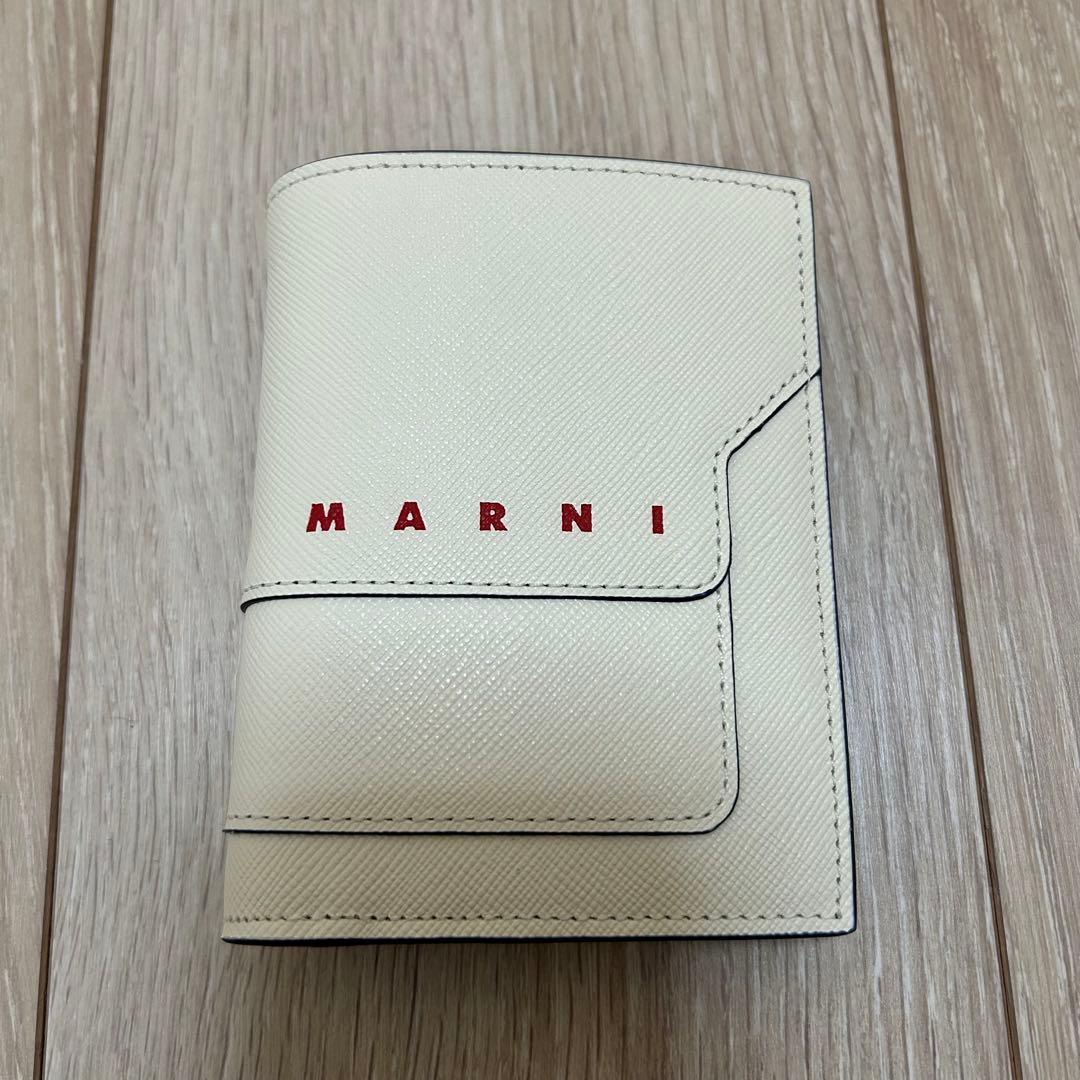 新品未使用 MARNI マルニ 二つ折り 財布 アイボリー 白