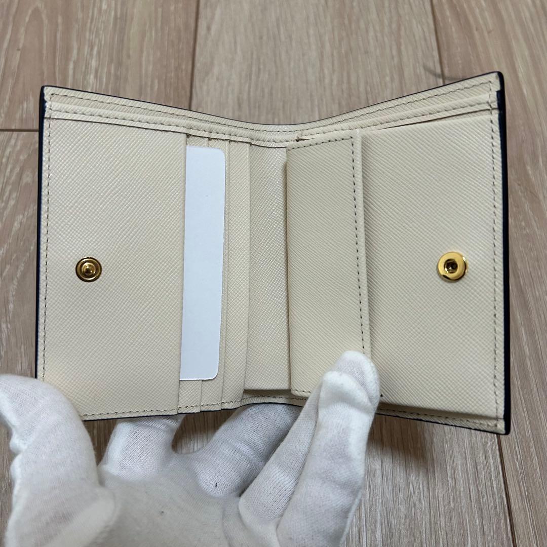新品未使用 MARNI マルニ 二つ折り 財布 アイボリー 白