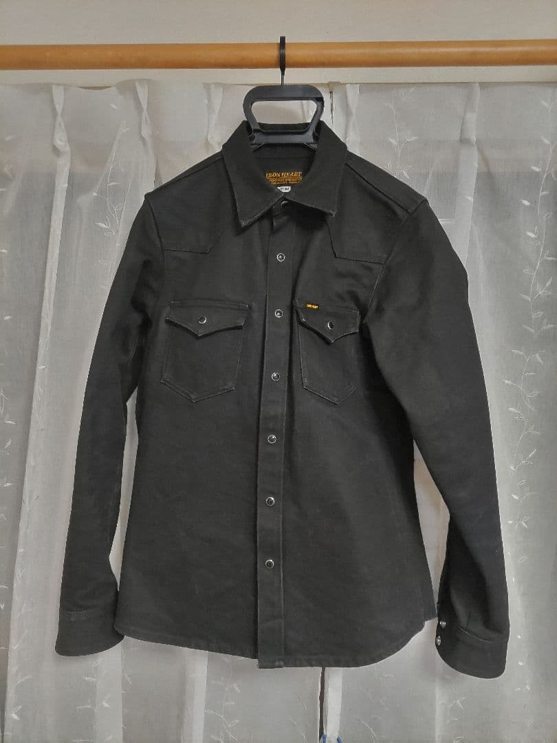 アイアンハート　黒鎧　ウェスタンシャツ　М