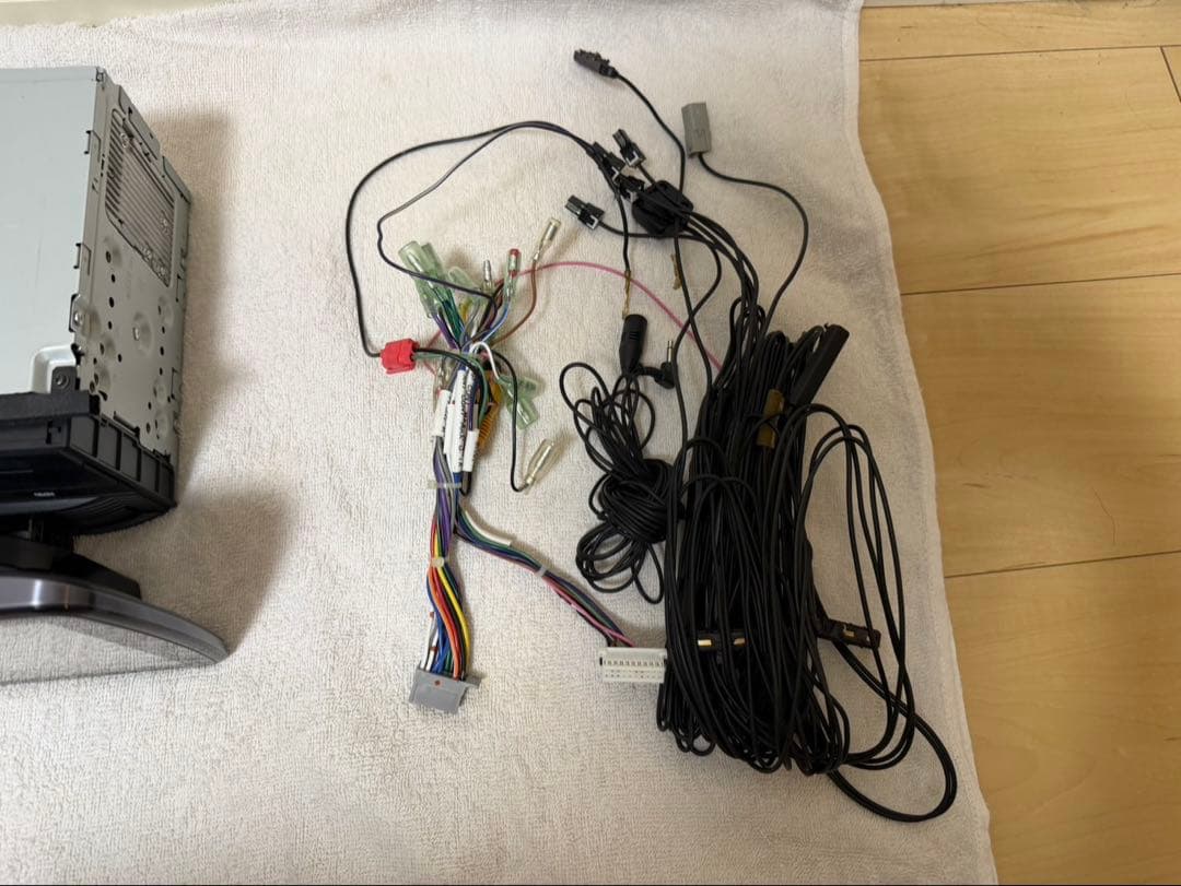 パナソニック ストラーダ カーナビ CN-F1D9D 9型 /フルセグ/