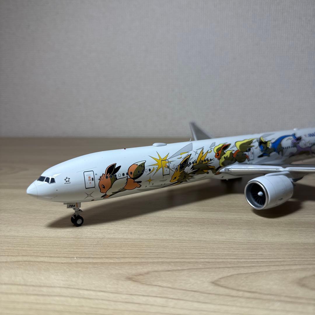 1/200 777-300ER イーブイジェット