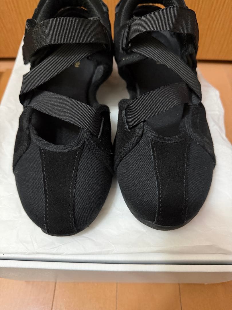 Foundry Mews 別注 canvas shoes