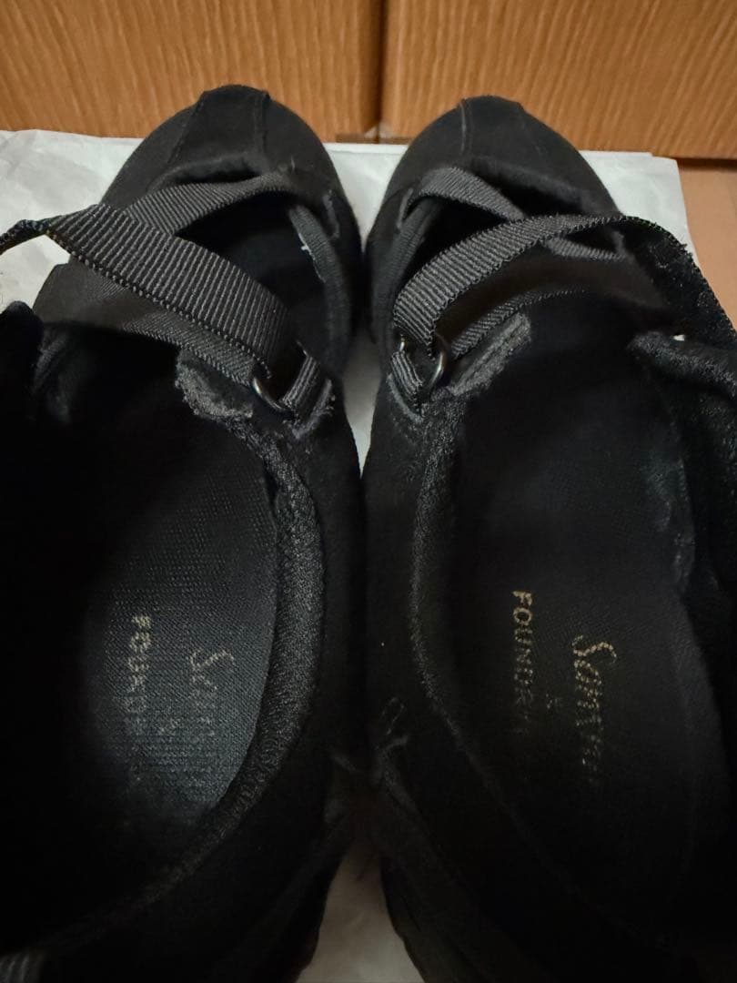 Foundry Mews 別注 canvas shoes