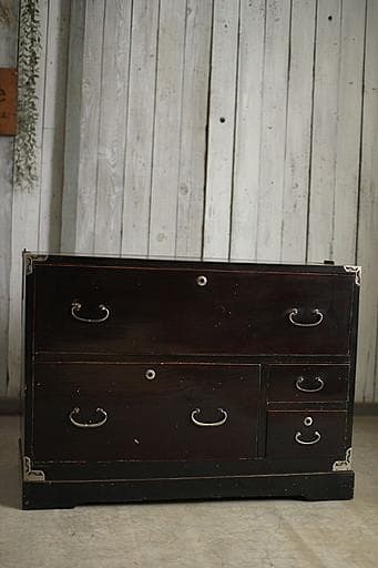 古いチェスト　引き出し4杯　タンス　収納　古家具　古民家　時代家具