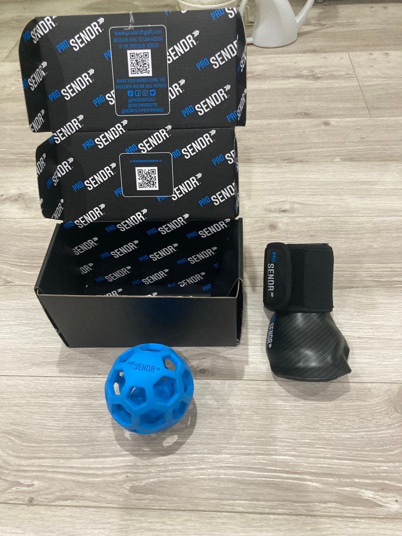 ゴルフ練習器具　SENDR．PRO
