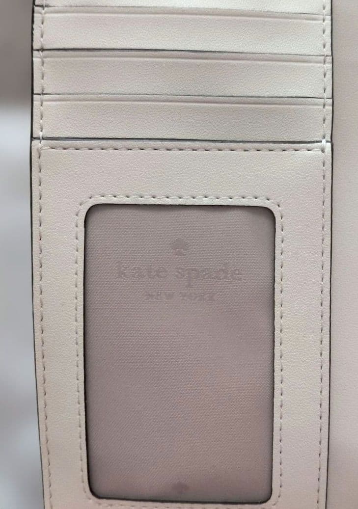 kate spade Hello Kitty ＆Friends 二つ折り財布