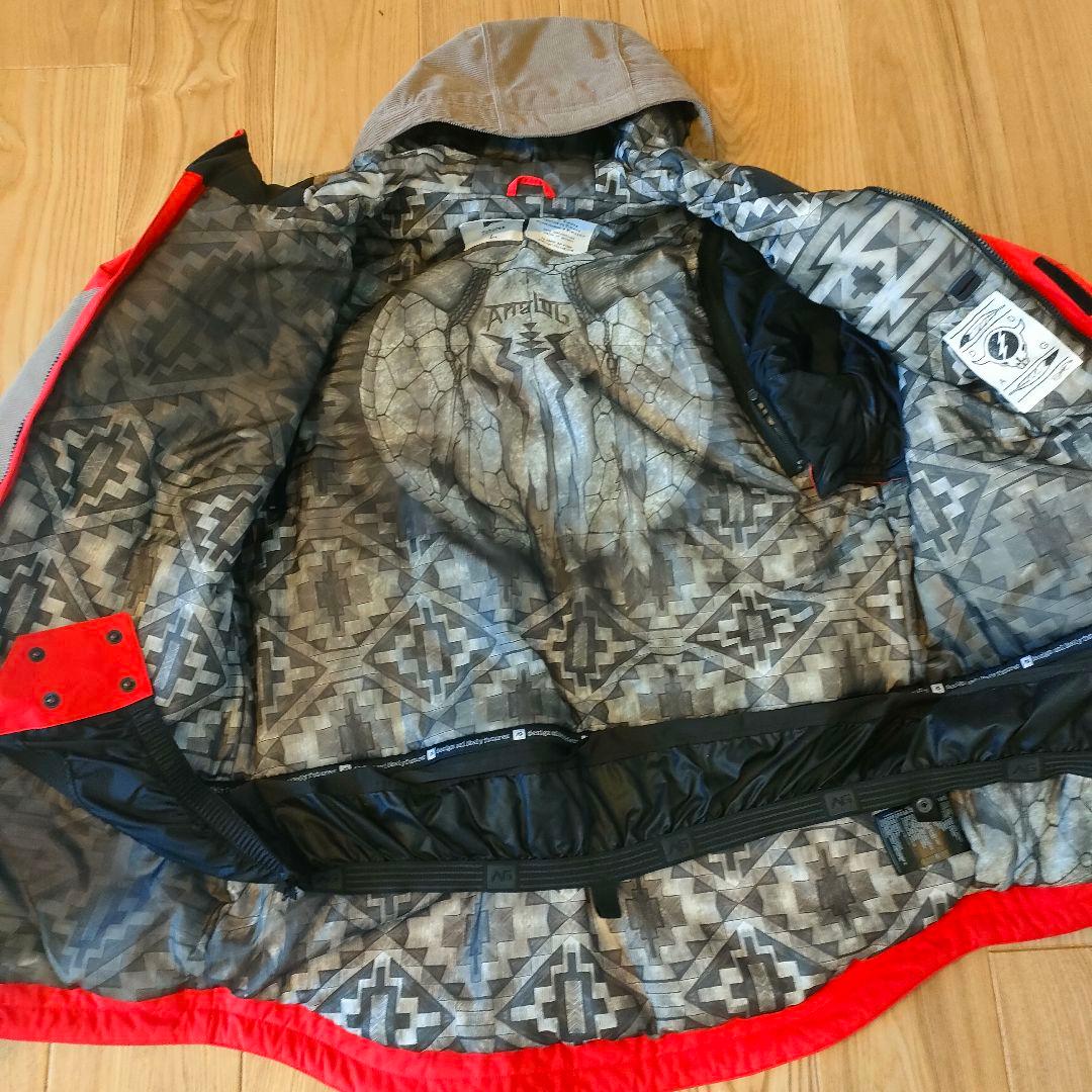 【美品】 BURTON analog　バートン スノーウエアジャケット L