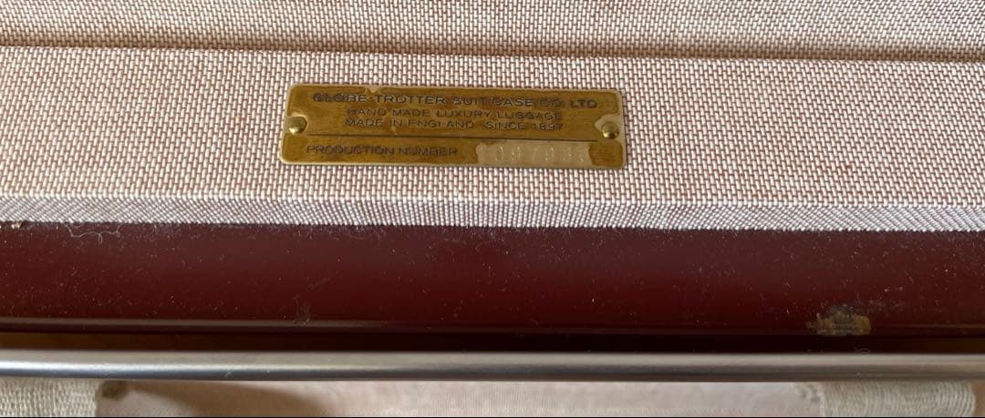 グローブトロッター　18インチ　サファリ