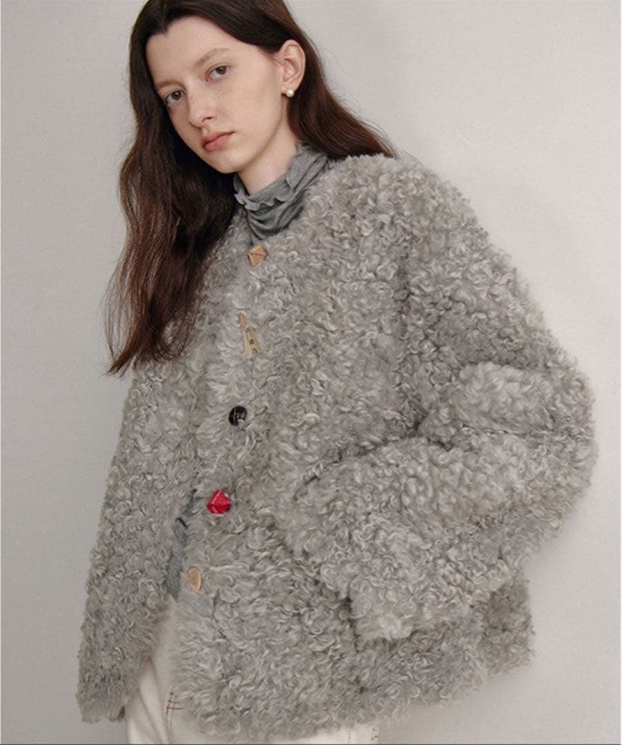 Fano Studiosカラフルボタン　ノーカラーボアショートコート　美品　M