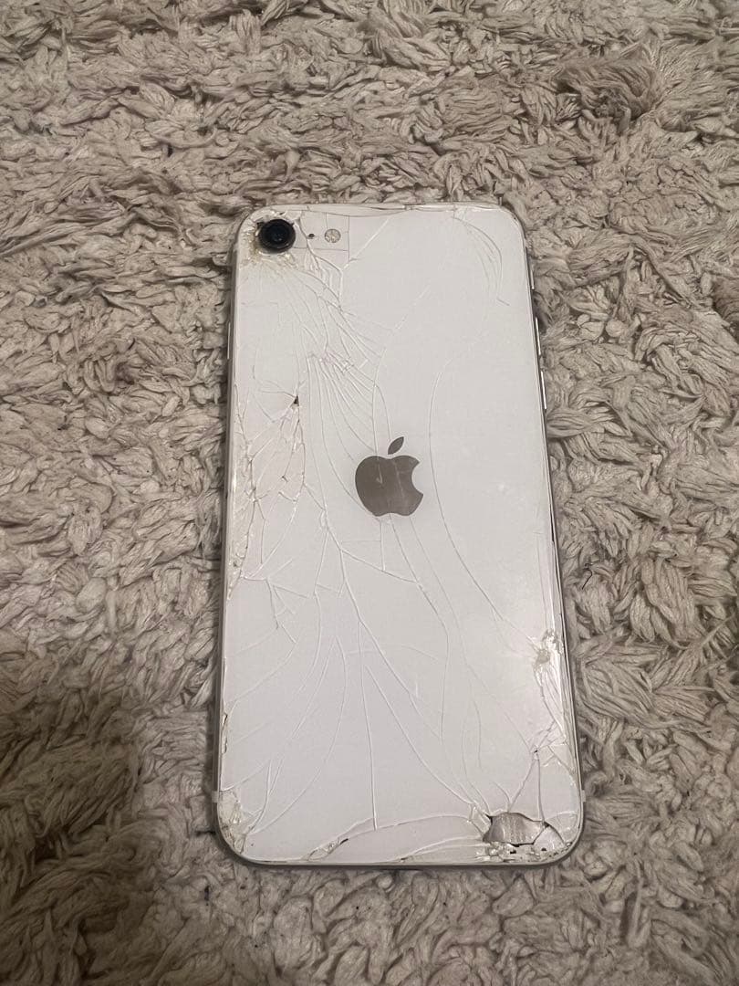 iPhoneSE 第2世代 64GB 初期化済み