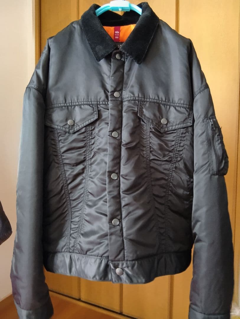 ALPHA トラッカージャケット ブラックLサイズ