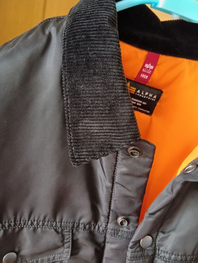 ALPHA トラッカージャケット ブラックLサイズ