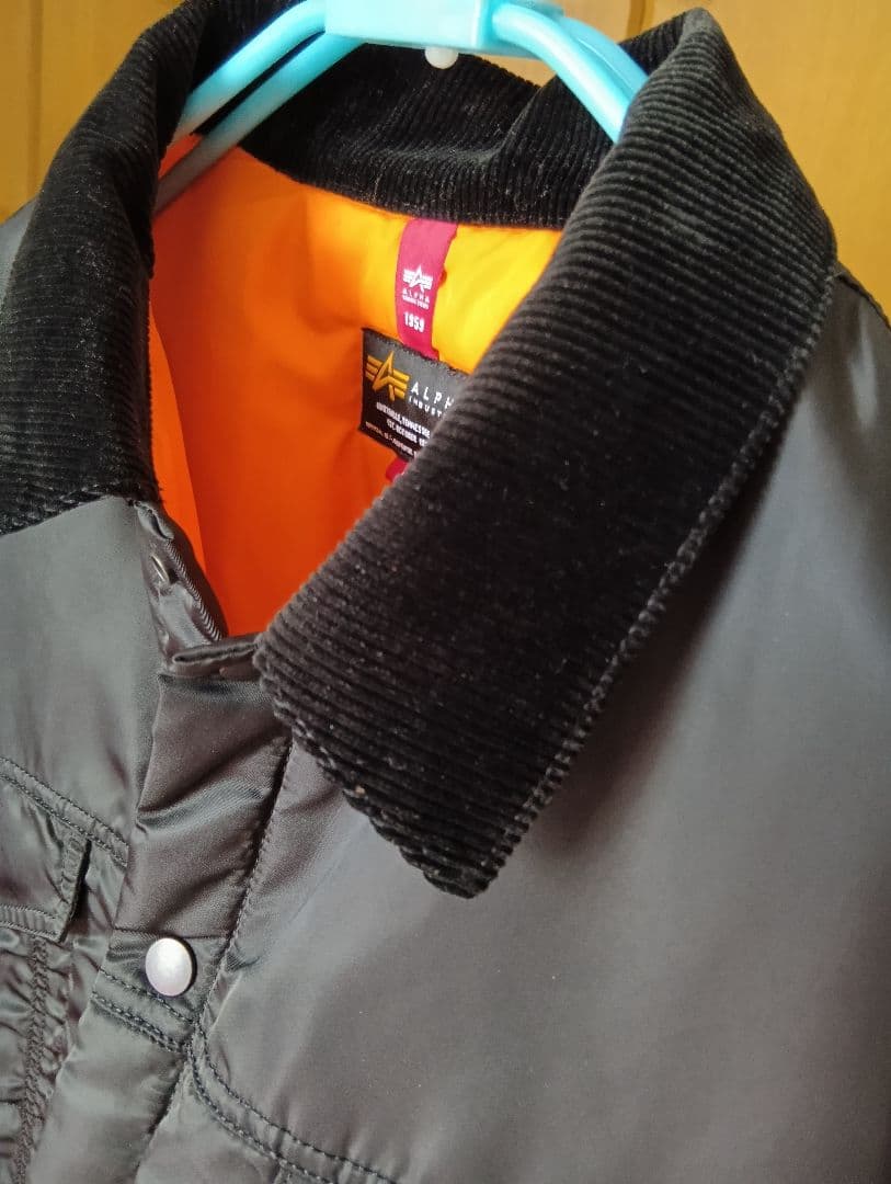 ALPHA トラッカージャケット ブラックLサイズ