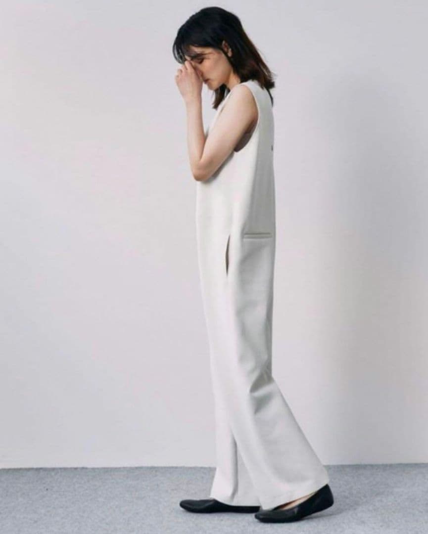 スタニングルアーバックVオールインワン　サイズ0