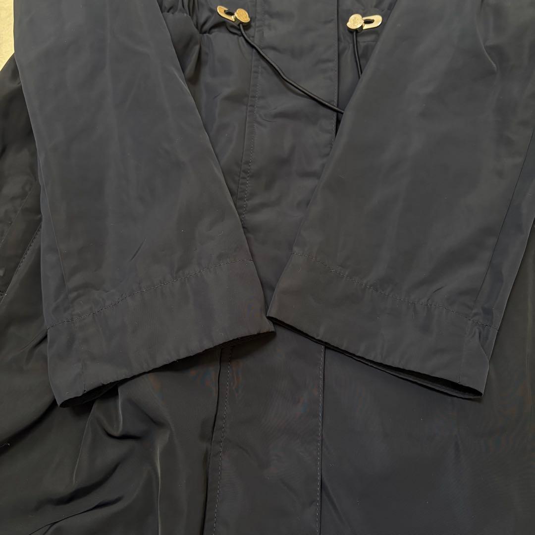 【極美品】モンクレール MALACHITE ナイロンコート フード収納 2