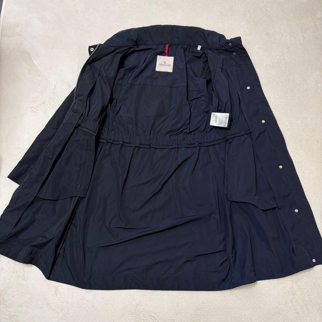 【極美品】モンクレール MALACHITE ナイロンコート フード収納 2