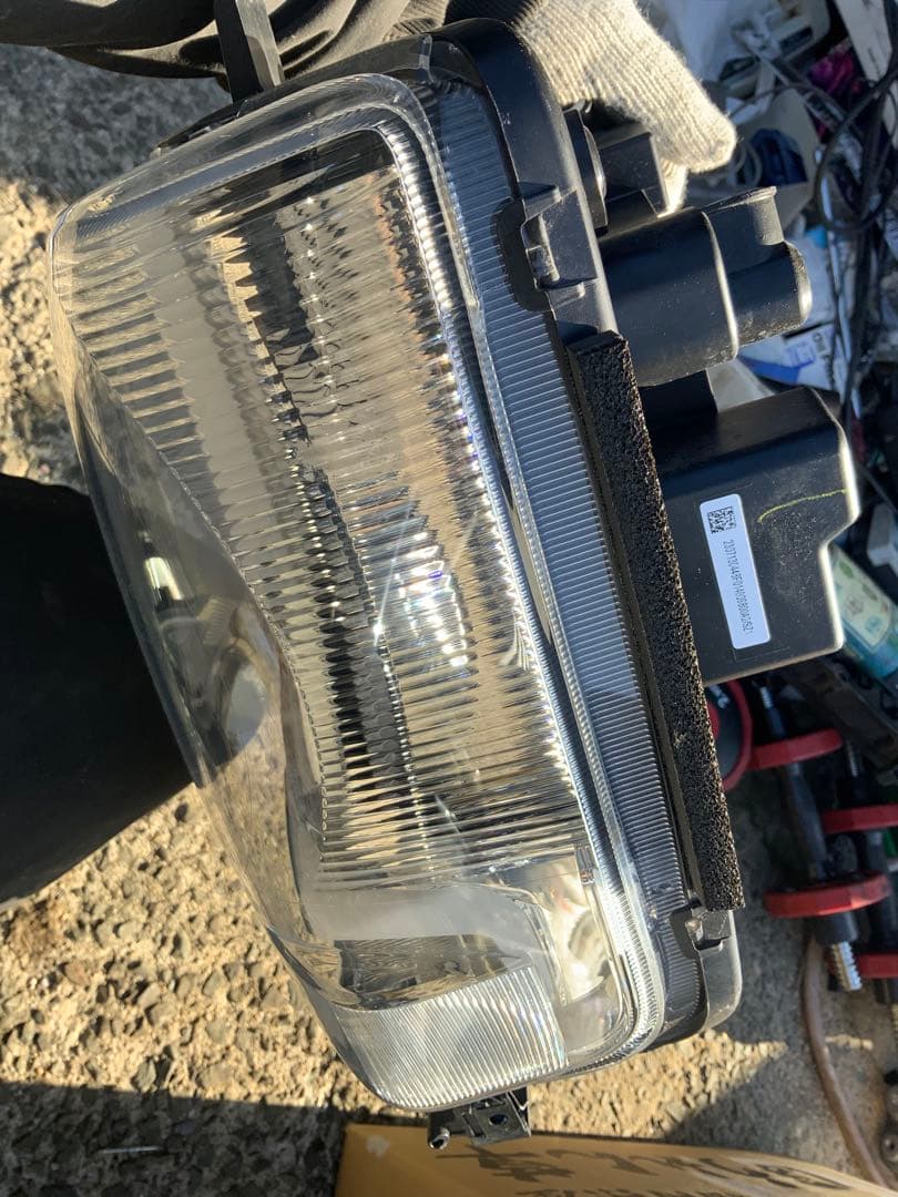 ステー損傷　エブリィ バン DA17V 純正 ハロゲン 左 ヘッドライト