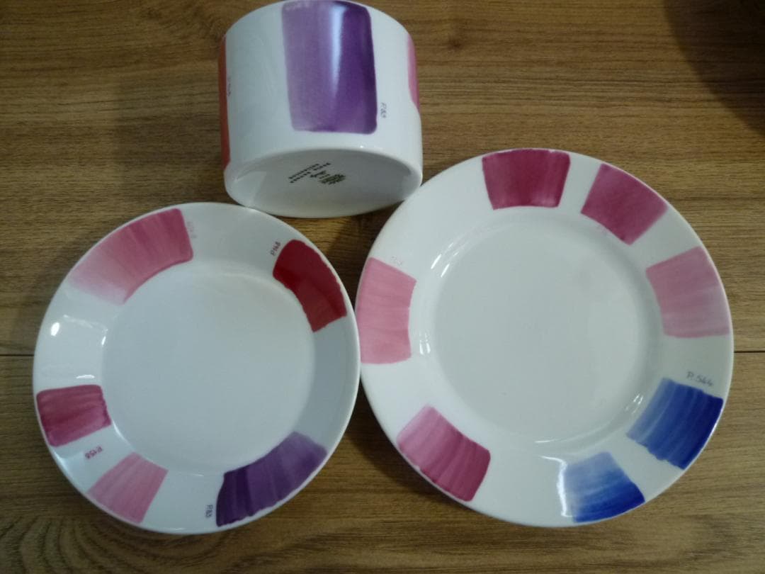 ジノリ パオラ ナヴォーネ カップ＆ソーサーの4種のセット