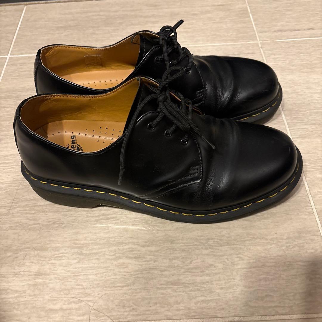 Dr. Martens ブラック 3ホール
