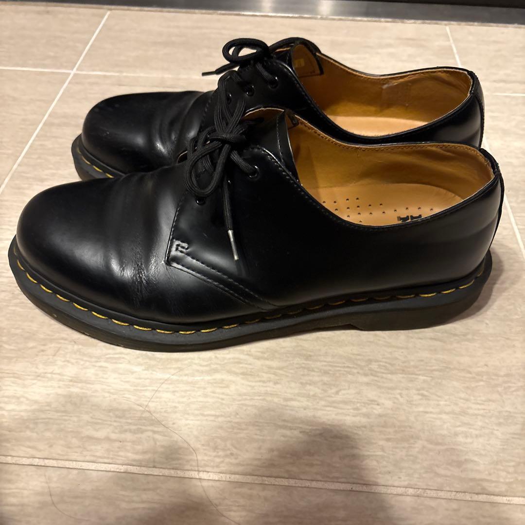 Dr. Martens ブラック 3ホール