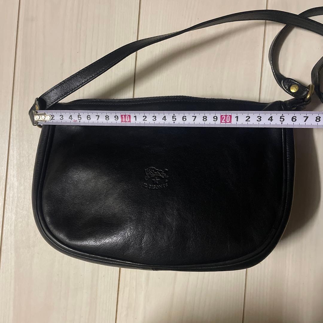 イルビゾンテ IL BISONTE ショルダーバックハーフムーン クロスボディ