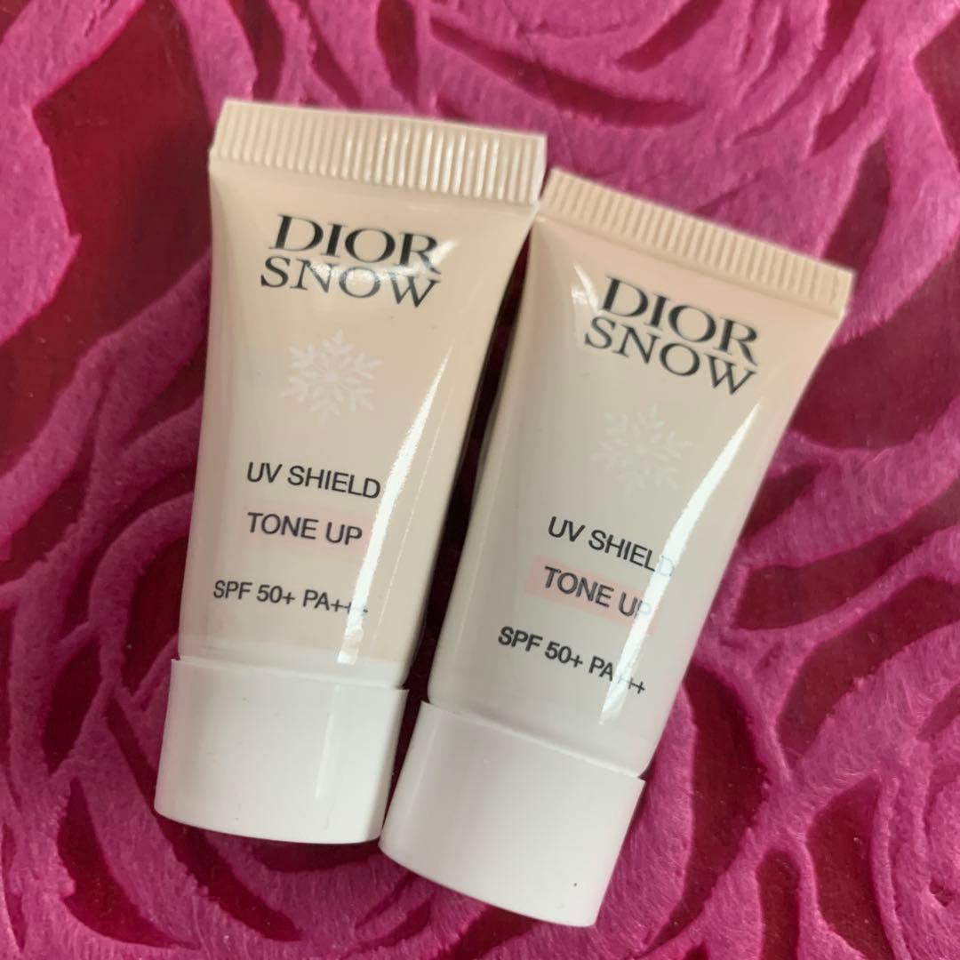 ★ディオール★スノー★エッセンスオブライト★50ml×１個★15ml×２個★他2