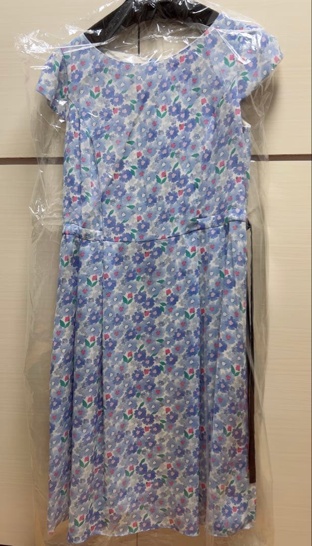 最終価格toccaタグ付きCHEERFUL JOY FLOWER ドレス