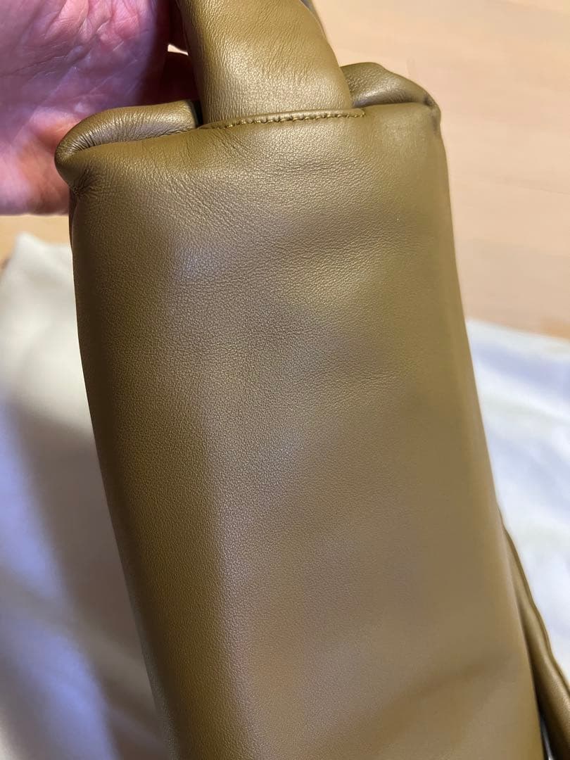 専用goodさま　ボッテガヴェネタ　ザ・ボディ・ポーチ⭐︎試着のみ