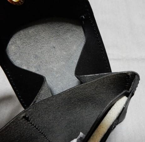 S*h様 展示未使用品　池之端銀革店Crampシュリンクレザーコンパクト