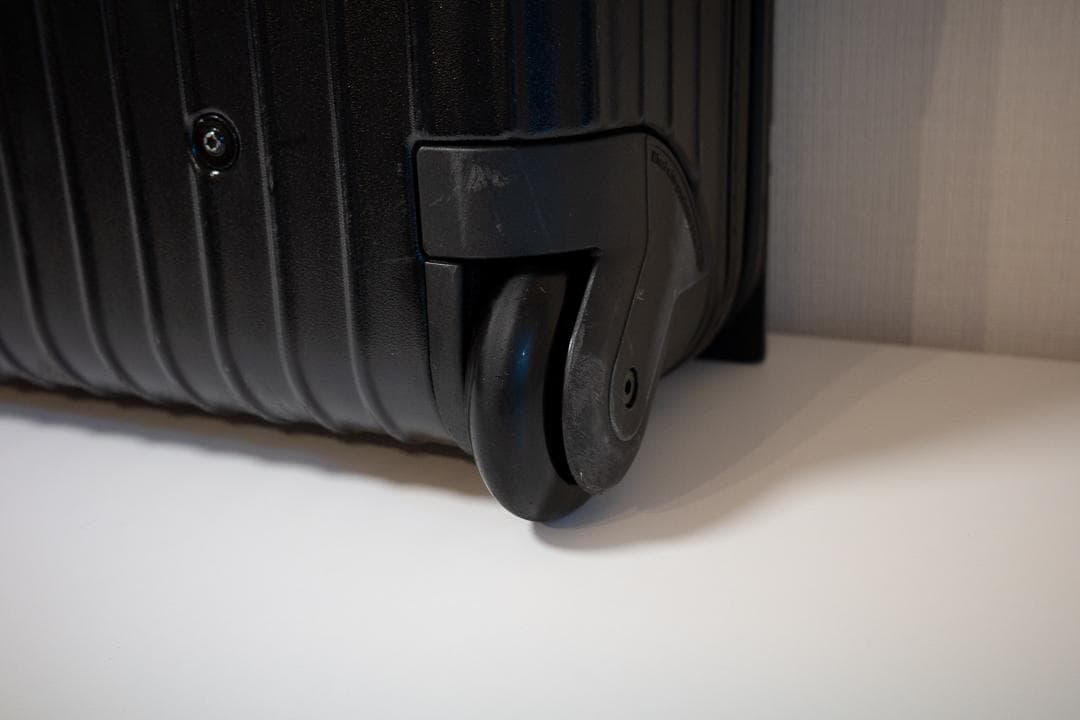 RIMOWA リモワ SALSA サルサ ２輪　ブラック　 33 34 35