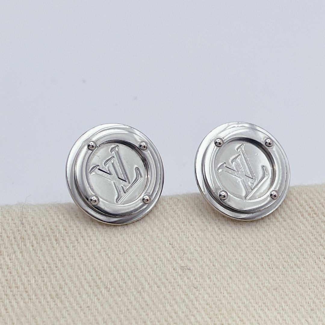 LOUIS VUITTON カフス　ブトン　ドゥ　マンシェット　モノグラム