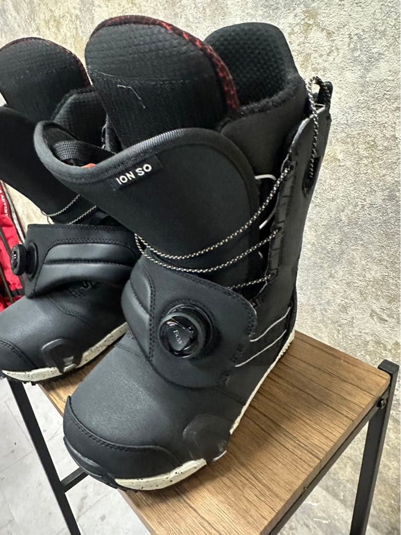 ⑫ ION SO ブラック スノーボードブーツ